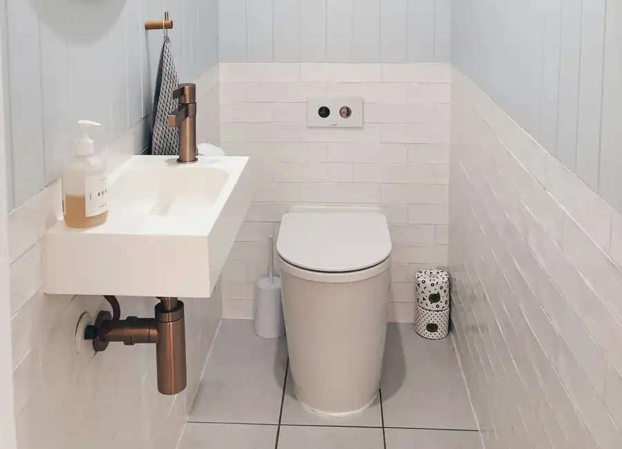 scarico del water non si ferma